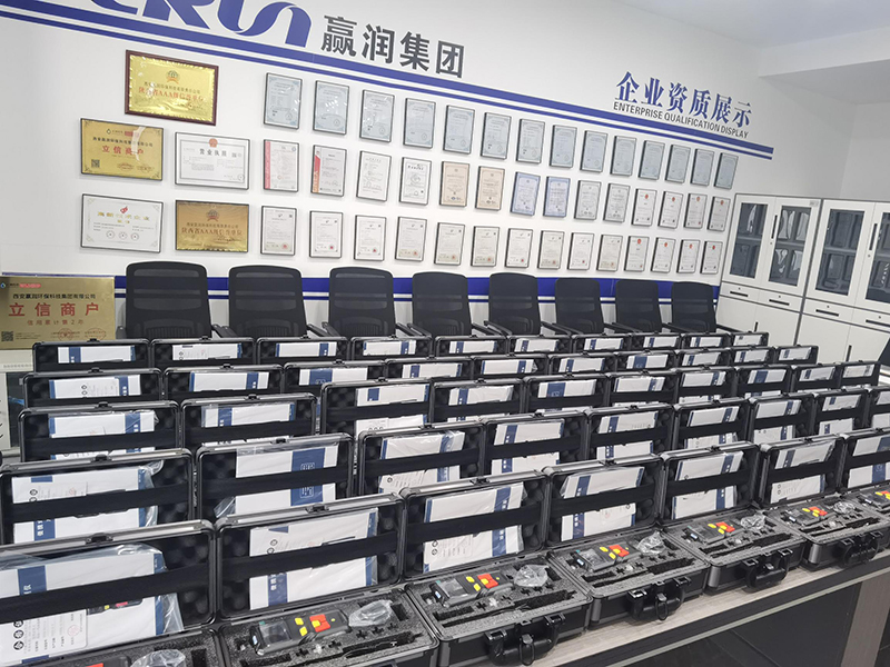 品質(zhì)保證、實(shí)力認(rèn)可！贏潤集團(tuán)四合一氣體檢測儀用于石油化工企業(yè)！